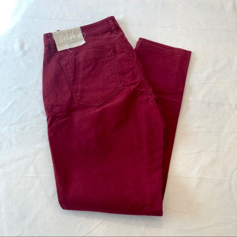 Loft Skinnies in Burgundy